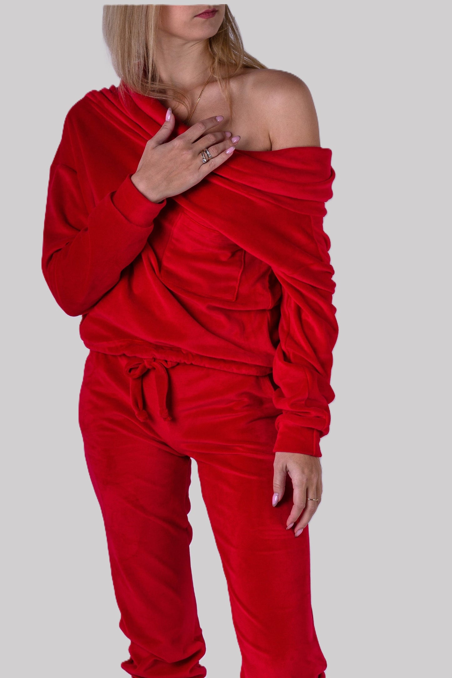 Dres welurowy damski komplet bluza opuszczany na ramionach + spodnie czerwony S54