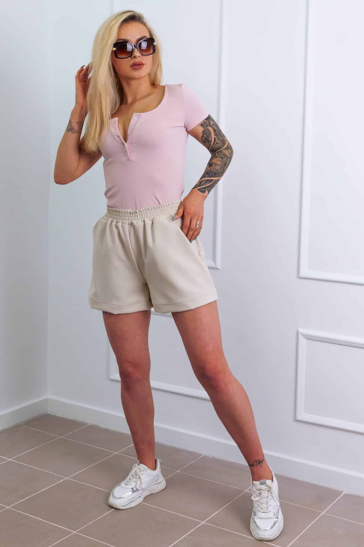 Szorty z ekoskóry beżowe S88 DANNY com pl 3