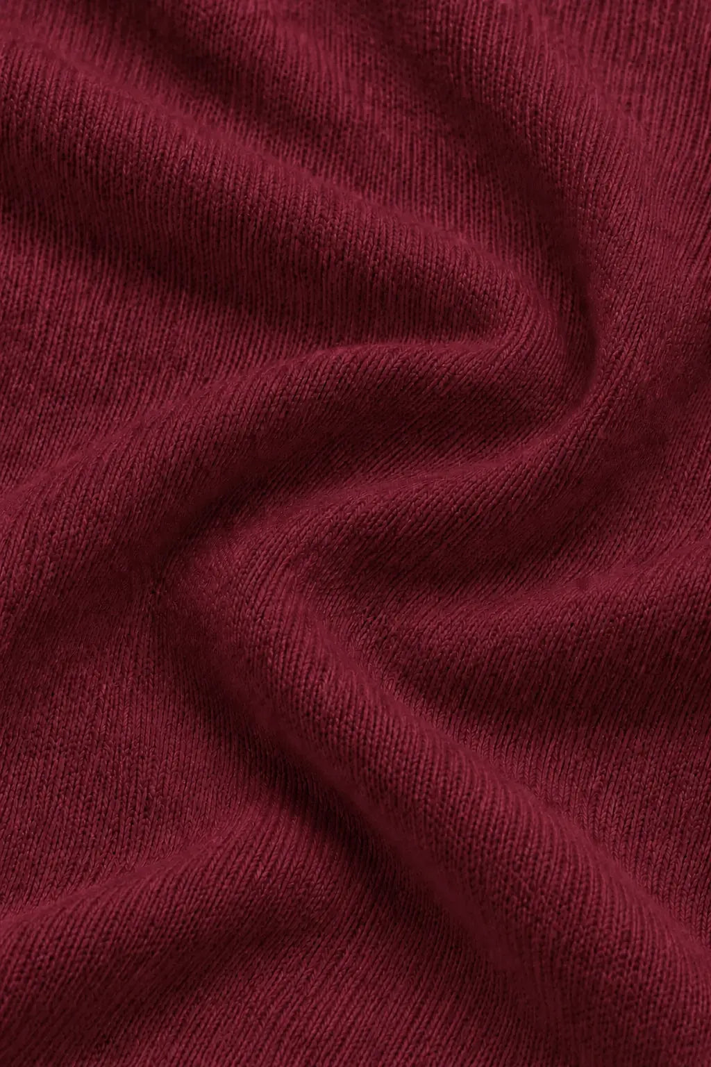 Bordowa dzianina single jersey 200 g/m² – detal materiału DANNY