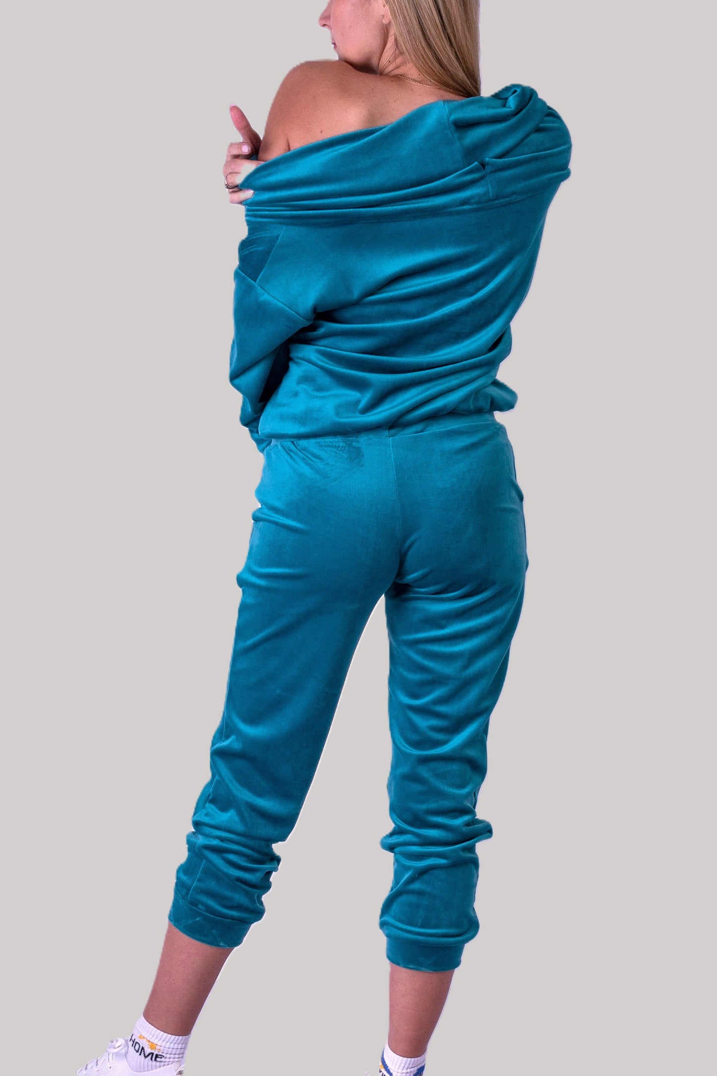 Dres welurowy damski komplet bluza opuszczany na ramionach + spodnie niebeski S54