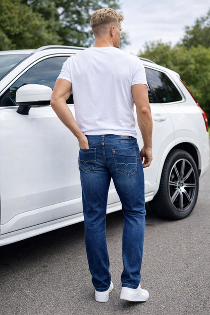 Jeansy męskie OWIEDO– luźny krój, prosta nogawka, granatowe ATRAKT SP Z O O