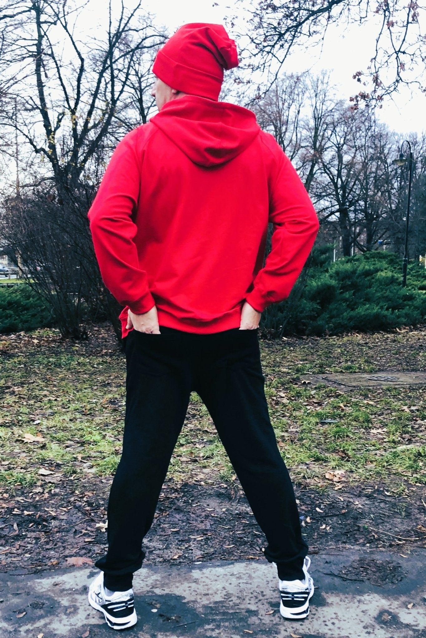 Bluza męska z kapturem kangurka czerwona W5101 - DANNY