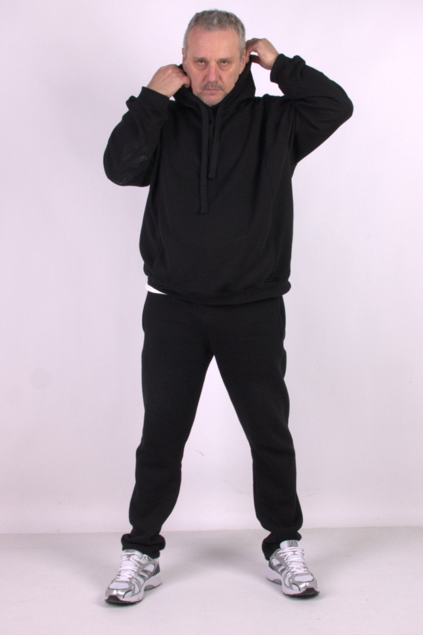 Bluza męska z ozdobnymi szwami czarna S5110 - DANNY