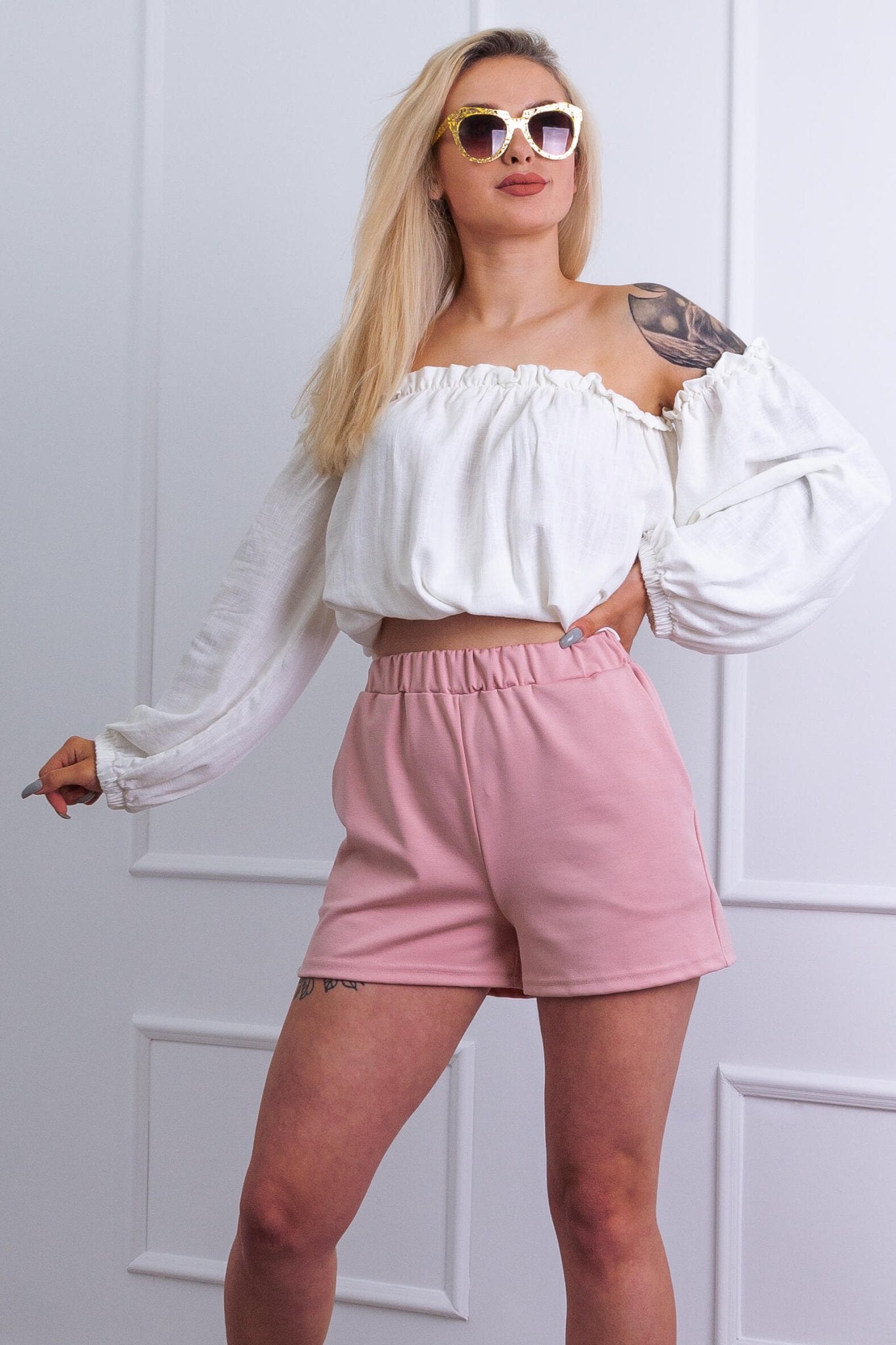 Szorty dresowe damskie różowe S153 - DANNY