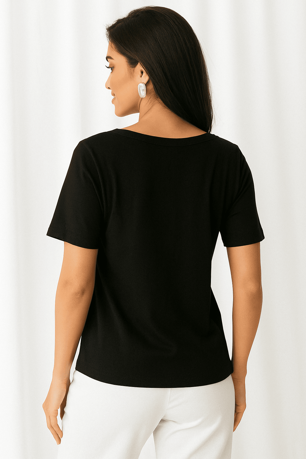 T-shirt damski z dekoltem czarny S183 - DANNY