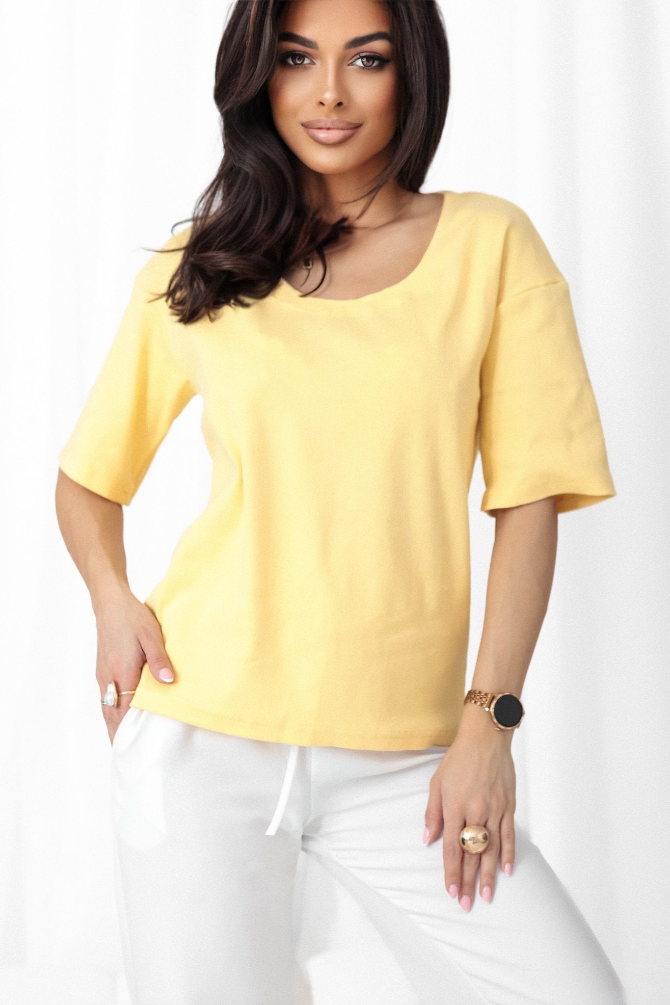 T-shirt damski z dekoltem żółty S183 - DANNY